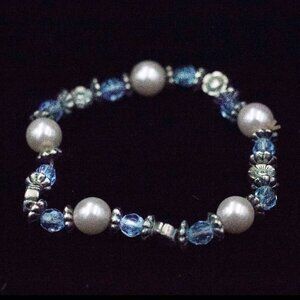 BLUE FACETED BEAD & FAUX PEARL STRETCH BRACELET - JBSBPL1